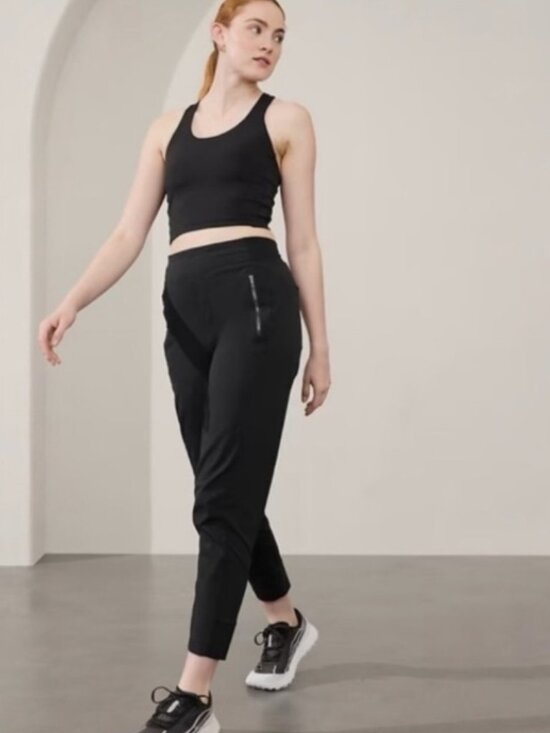 Athleta Pants - Athleta Trekkie North women's joggers Size 12 T